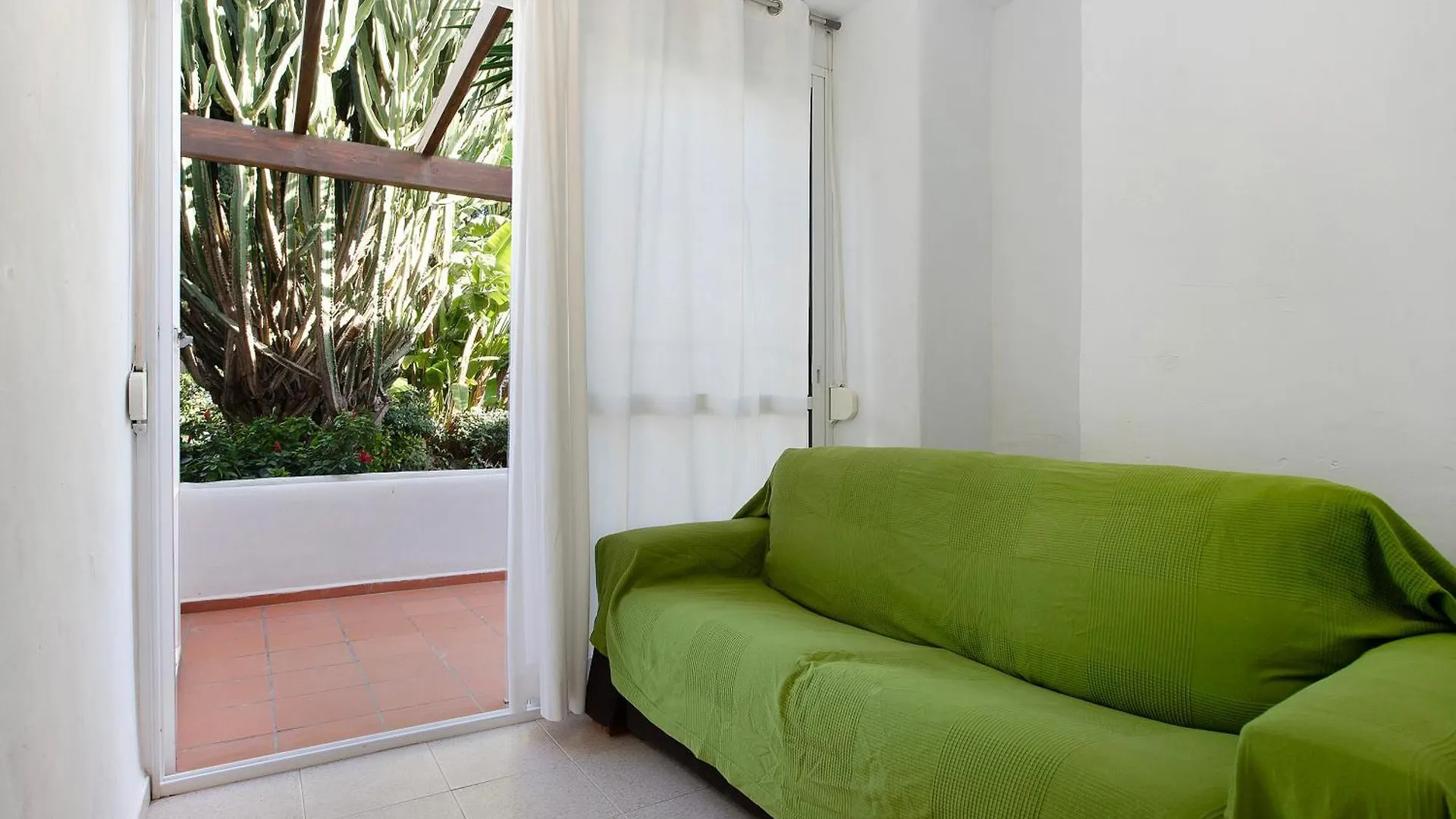 Apartament Don Juan Manuel Τορρεμολίνος 0*,  Ισπανία